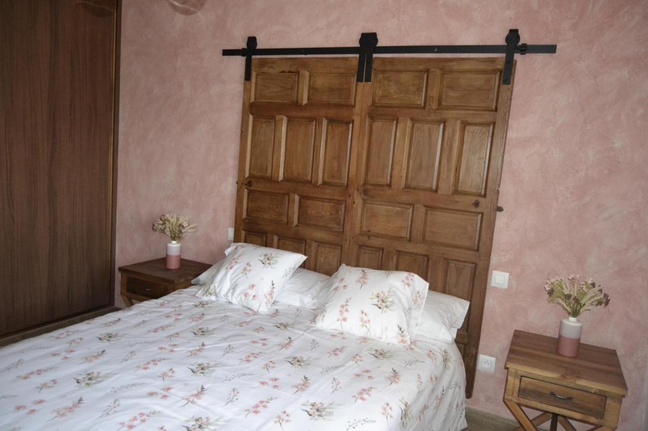 El Capricho De Los Carrascos Juarros de Voltoya Exteriör bild