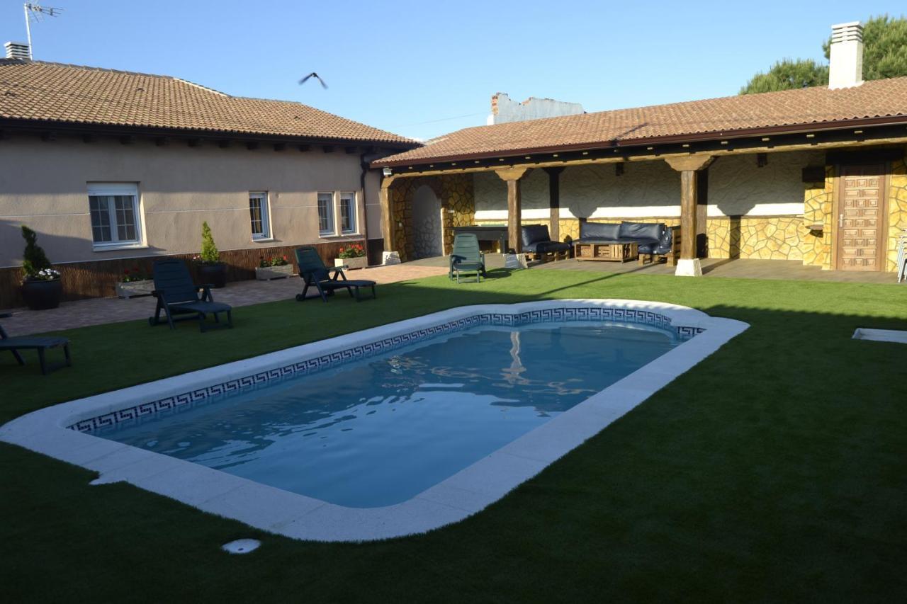 El Capricho De Los Carrascos Juarros de Voltoya Exteriör bild